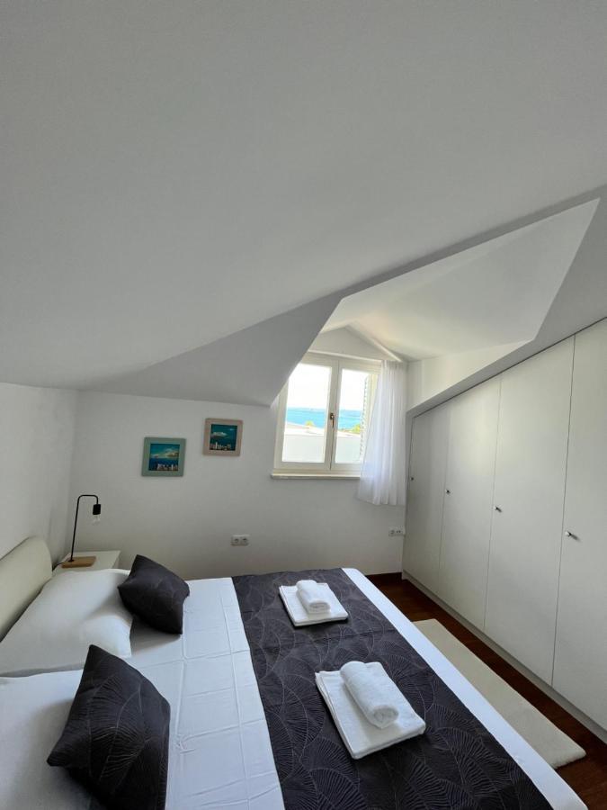 Sky - Beautiful Rooftop Apartment With Shared Pool Split Extérieur photo